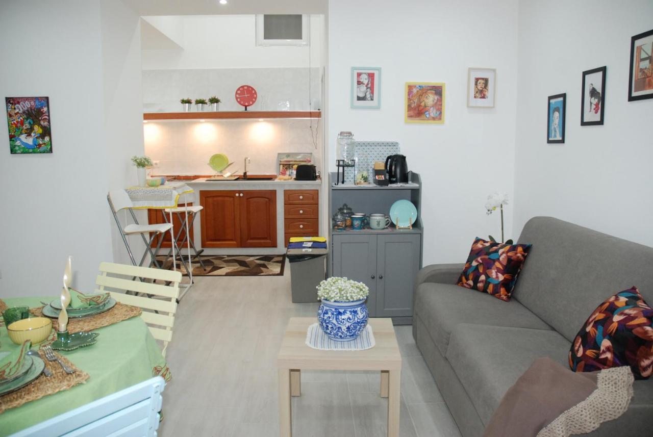 Casa Vacanze Toto Sapore ตอร์เร อันนุนซิอาตา ภายนอก รูปภาพ